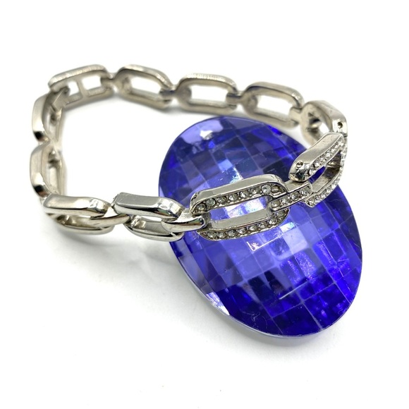 Chain Link Silver Tone Rhinestone Bracelet - Picture 5 of 5